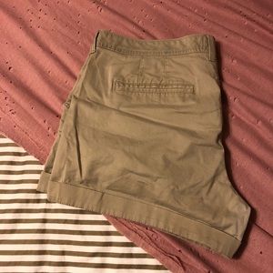 old navy 5 inch khaki shorts